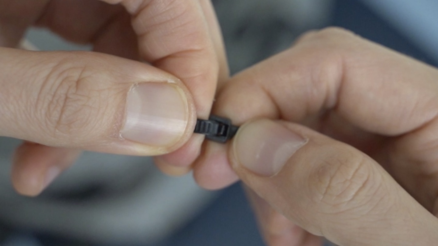 케이블타이-푸는법