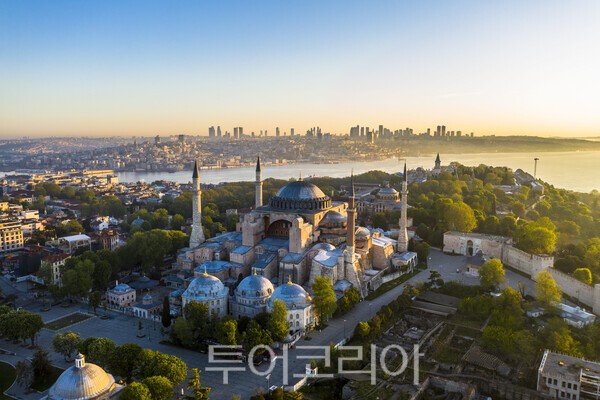 이스탄불, 아야 소피아 성당 이스탄불, 톱카피 궁전 입구 스탄불, 그랜드 바자르. /사진-튀르키예 문화관광부