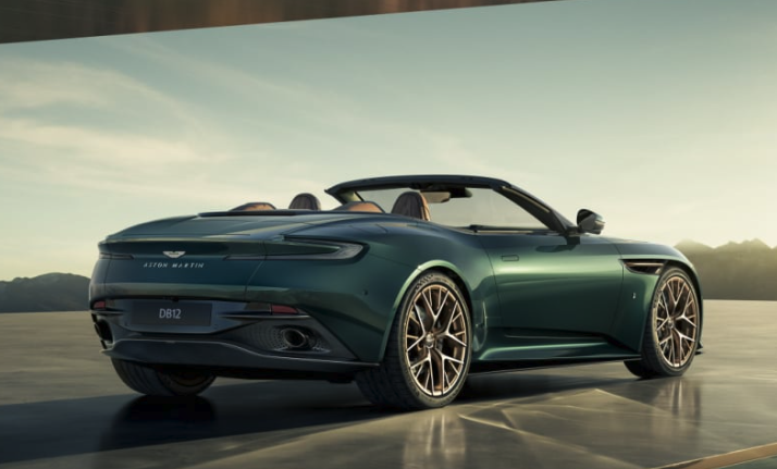 애스턴 마틴 볼란테 60주년 에디션 공개 럭셔리와 희소성있는 오픈카