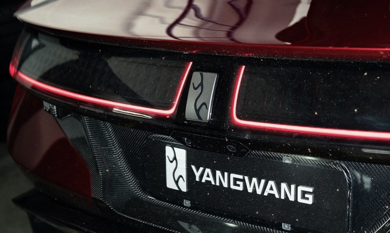 30대 한정판 BYD 양왕 U9X 판매개시 496Km/h의 속도?