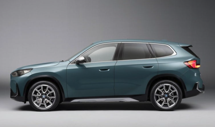 BMW iX1 라인업 확장 싱글모터 6,650만원 시작