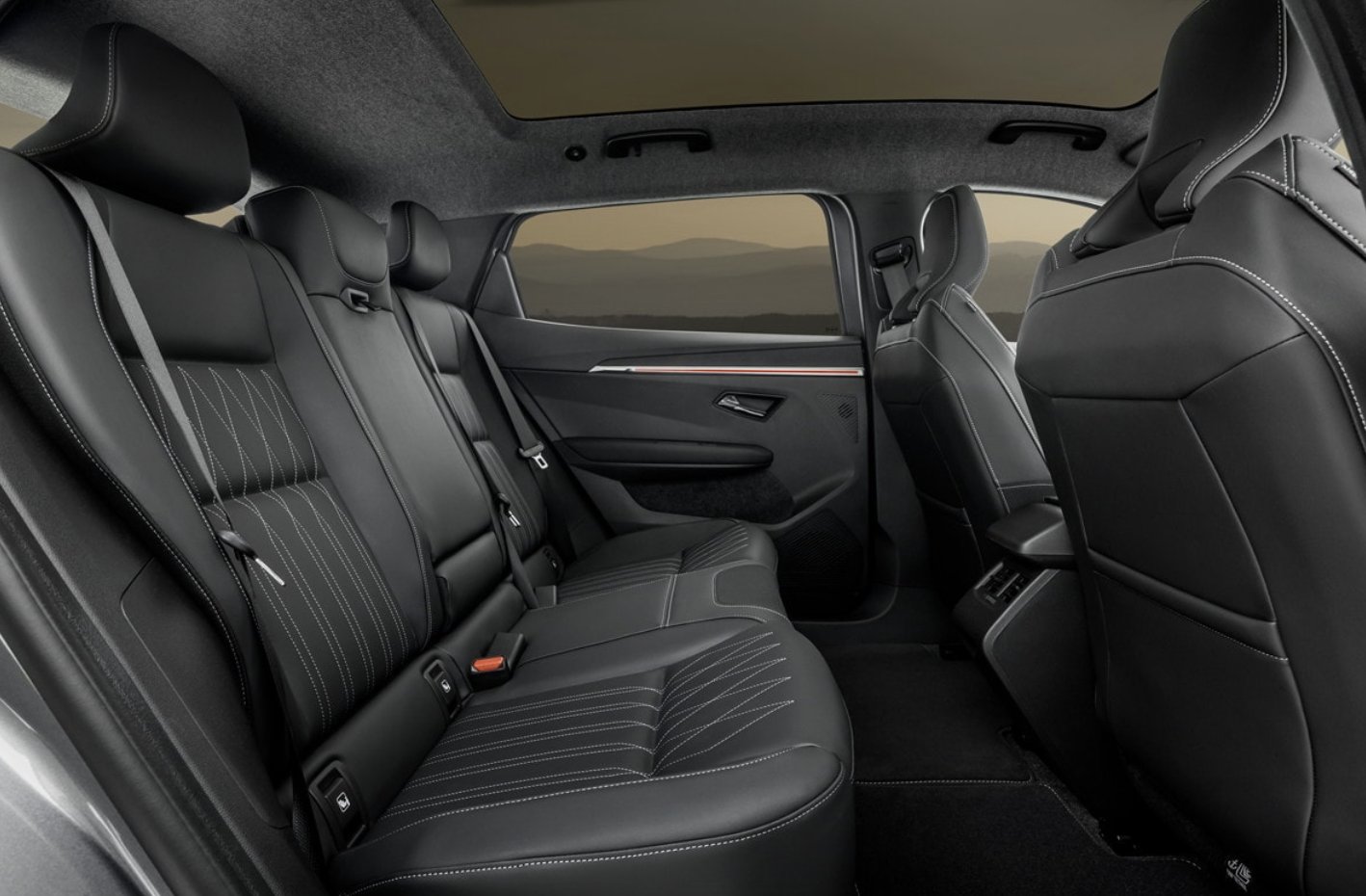 미쓰비씨 이클립스 크로스 공개 르노 세닉과 닮은? 정보정리