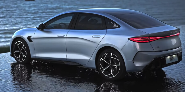 BYD 씰 기본형 모델 주행거리 인증 완료! 449Km 국내 출시는?