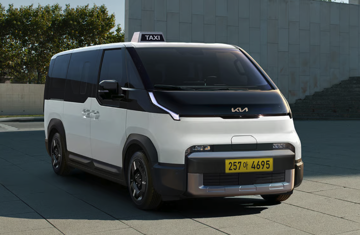 기아 PV5 택시전용 디스플레이 공개 통합으로 실용성 업
