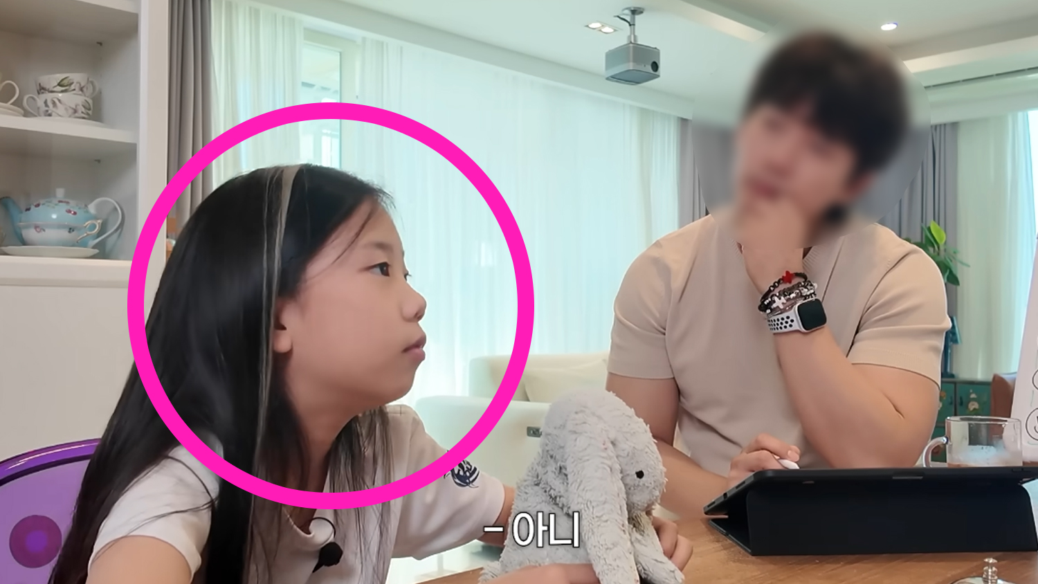 이 이미지는 대체 속성이 비어있습니다. 그 파일 이름은 vs_00.jpg입니다