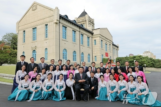  The Rodong Sinmun, the official newspaper of North Korea\'s Workers\' Party, reported on Thursday that Kim Jong Un, the party\'s general secretary, visited the Party Founding Memorial Hall on the previous day and delivered a speech commemorating the 80th anniversary of the party\'s founding / Rodong Sinmun