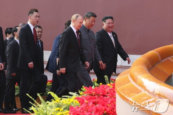  Kim Jong Un, General Secretary of North Korea\'s Workers\' Party, attended China\'s 80th anniversary Victory Day commemoration on September 3, walking alongside Chinese President Xi Jinping and Russian President Vladimir Putin / Rodong Sinmun