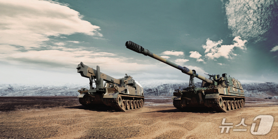  K9 Self-Propelled Howitzer and K10 Ammunition Carrier Reference Photo / Provided by Hanwha Aerospace