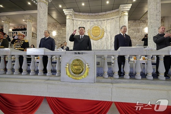 Kim Jong Un, General Secretary of the Workers\' Party of Korea, attended a nighttime military parade held at Kim Il Sung Square in Pyongyang on October 10 to mark the 80th anniversary of the party\'s founding, alongside key foreign dignitaries. From left: Li Chang, Premier of the State Council of China; Kim Jong Un, General Secretary of the Party; Nguyen Phu Trong, General Secretary of the Communist Party of Vietnam; Dmitry Medvedev, Deputy Chairman of the Security Council of Russia / Rodong Sinmun