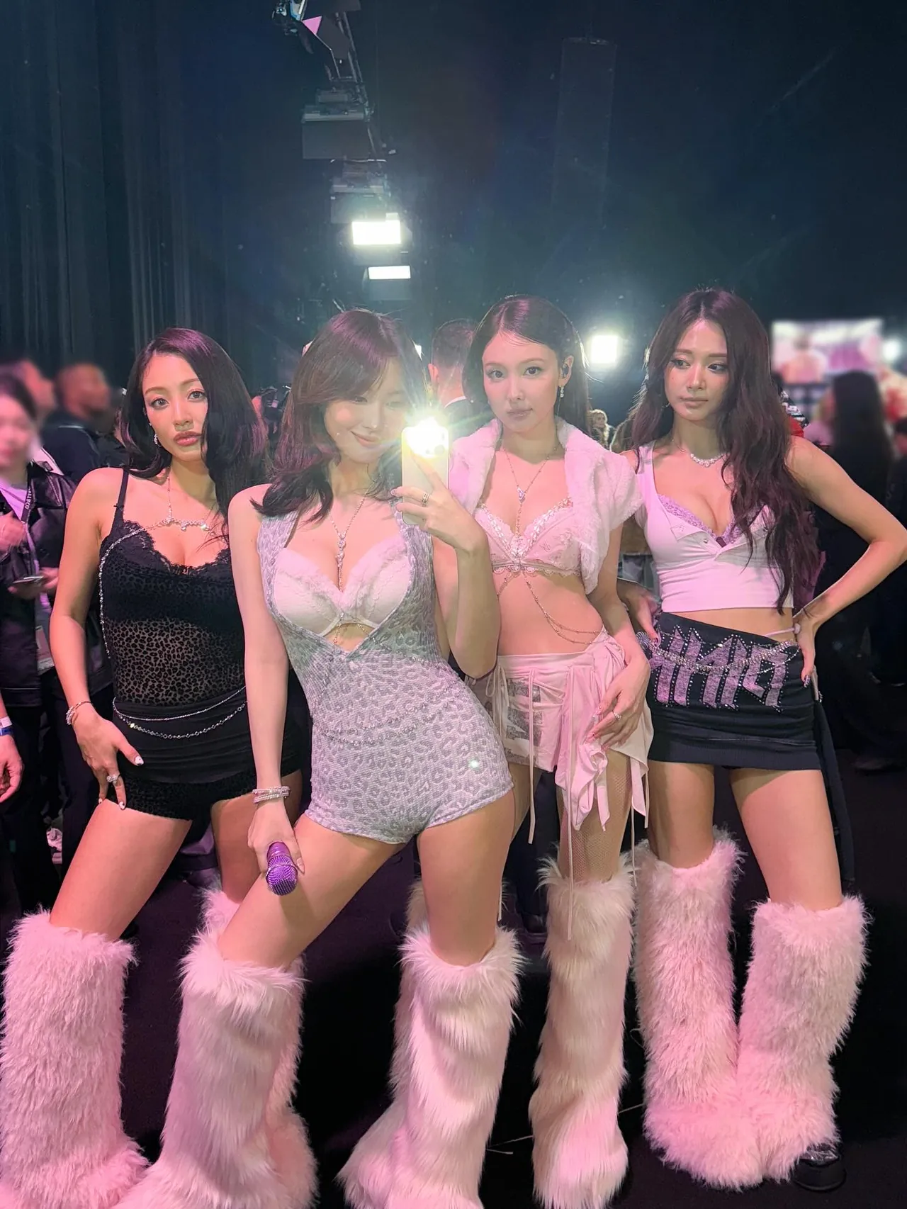 引用: TWICEのInstagramアカウント