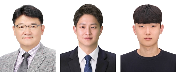 (왼쪽부터) DGIST 나노기술연구부 김동환 책임연구원, 김정민 책임연구원, 융합전공 김성찬 박사과정생
