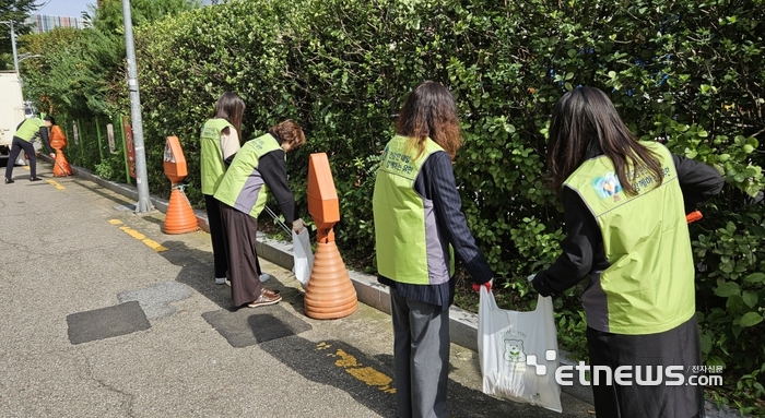 런치타임 플로깅