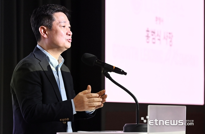 홍범식 LG유플러스 사장. 이동근기자 foto@etnews.com