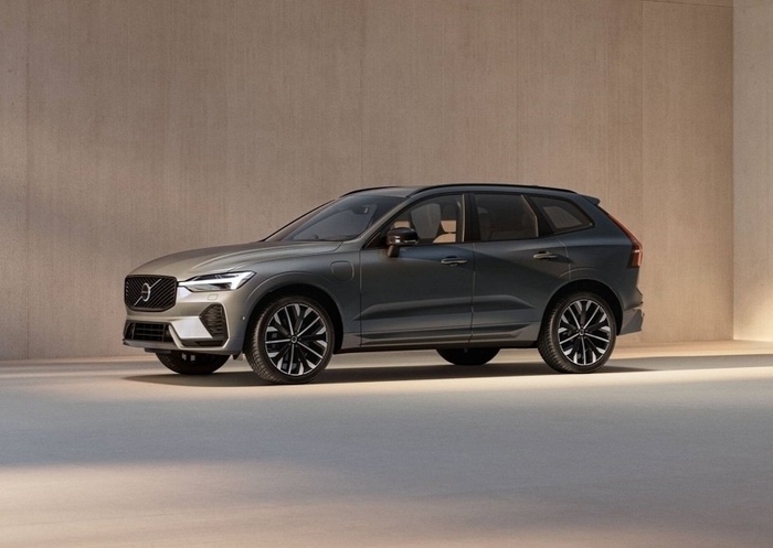 SPA 플랫폼을 적용한 볼보 XC60