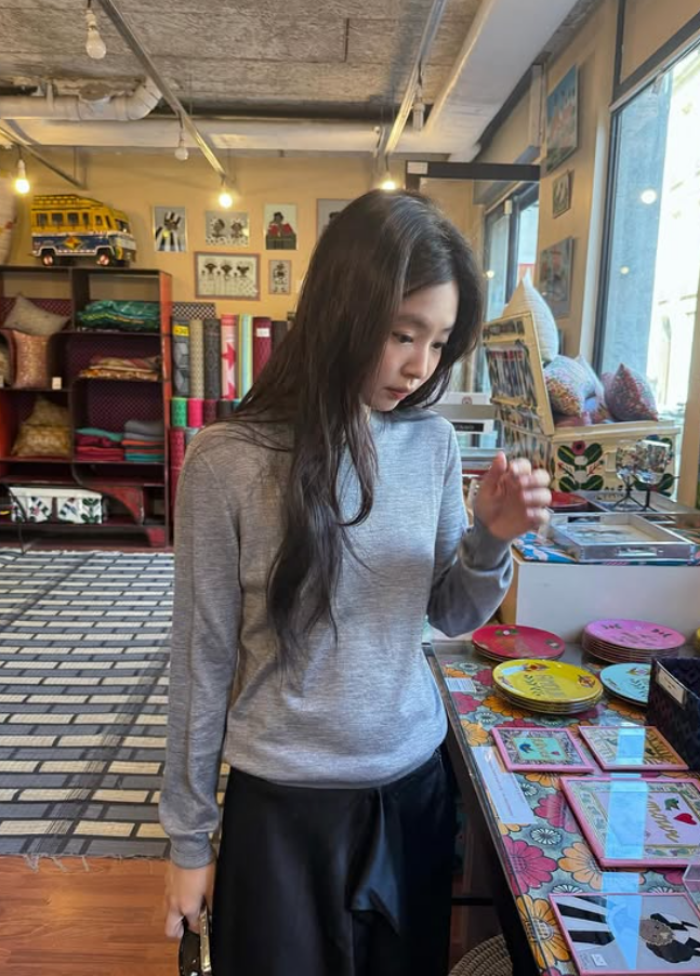 제니. 사진출처=제니 SNS