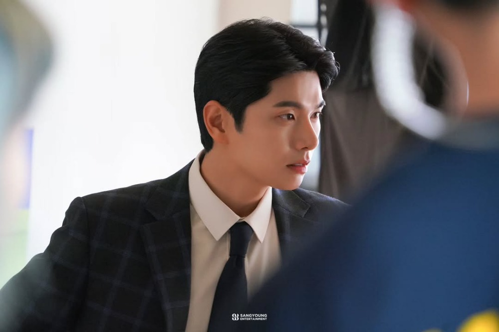 이이경 사생활 루머 법적대응 시사 / 사진 : 이이경, 상영이엔티 공식 인스타그램