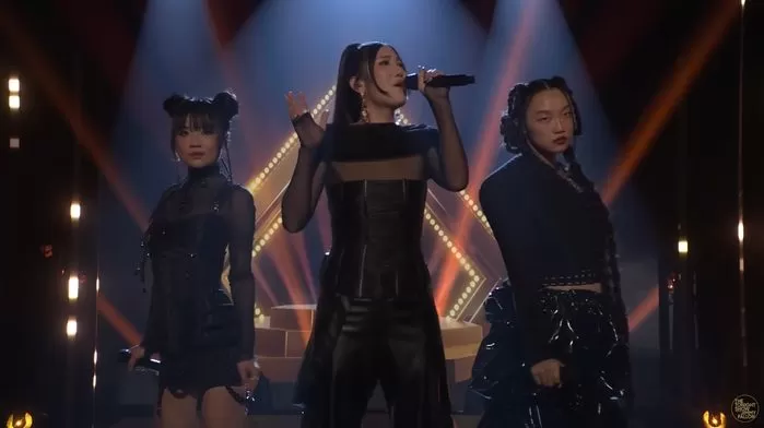 引用:YouTubeチャンネル「The Tonight Show Starring Jimmy Fallon」