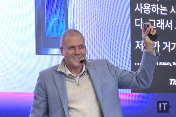 그렉 언스트 인텔 세일즈 마케팅 그룹 총괄 / 권용만 기자