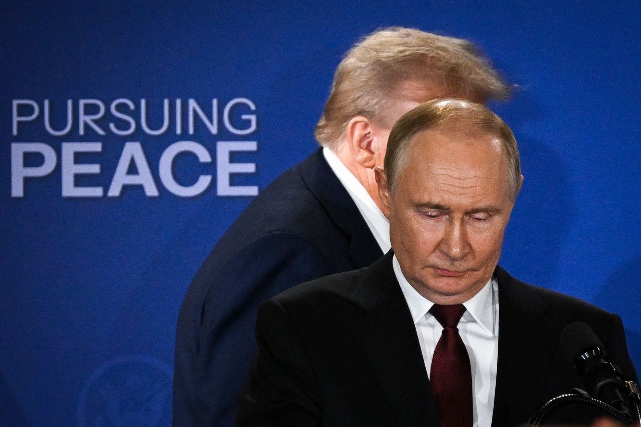 US President Donald Trump (back) and Russian President Vladimir Putin arrive to deliver a joint press conference after participating in a US-Russia summit on Ukraine at Joint Base Elmendorf-Richardson in Anchorage, Alaska, on Aug. 15. AFP-Yonahp
