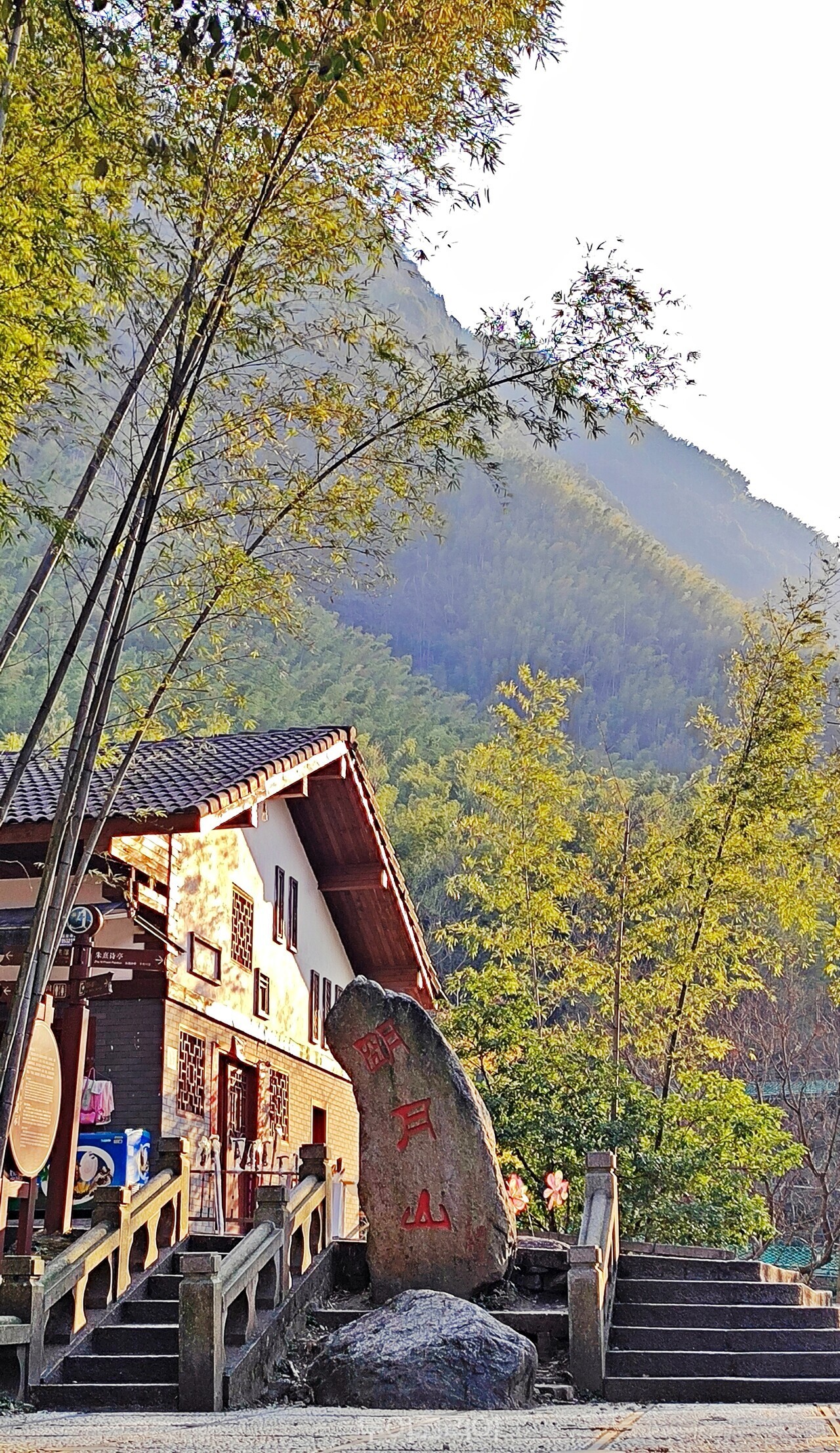 명월산국가5A급풍경구  명월산꼬마열차역  명월산카페