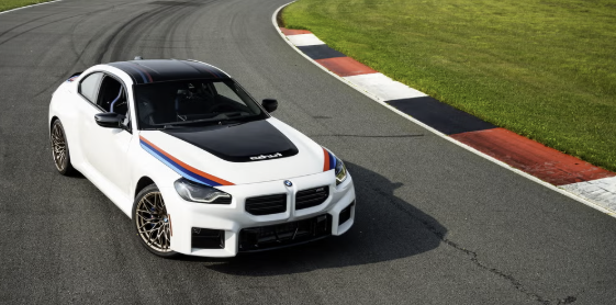 BMW M2 스페셜 에디션 70년대를 상징 기념모델 'M2터보 에디션' 공개