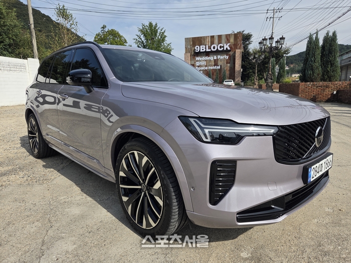볼보 XC90. 토르 망치를 형상화한 헤드라이트가 인상적이다. 양평 | 원성윤 기자 socool@sportsseoul.com