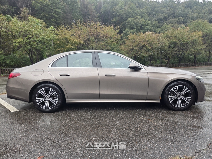 메르세데스-벤츠 E 200 아방가르드. 양평 | 원성윤 기자 socool@sportsseoul.com
