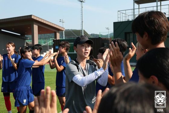  Coach Park Yun-jung of the Women\'s Under-19 National Team / Provided by Korea Football Association