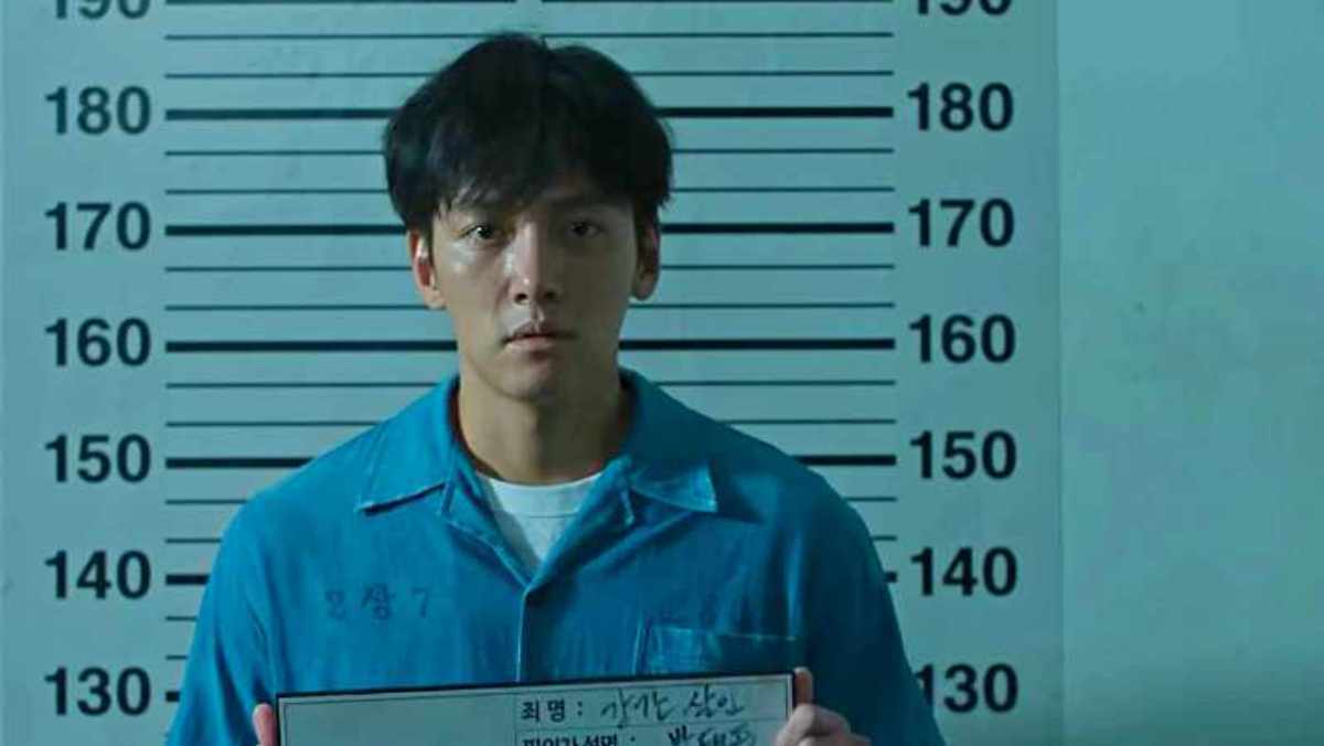       引用： 『捏造された都市』の主人公、チ・チャンウク。 / YouTube「ディズニープラス・コリア」