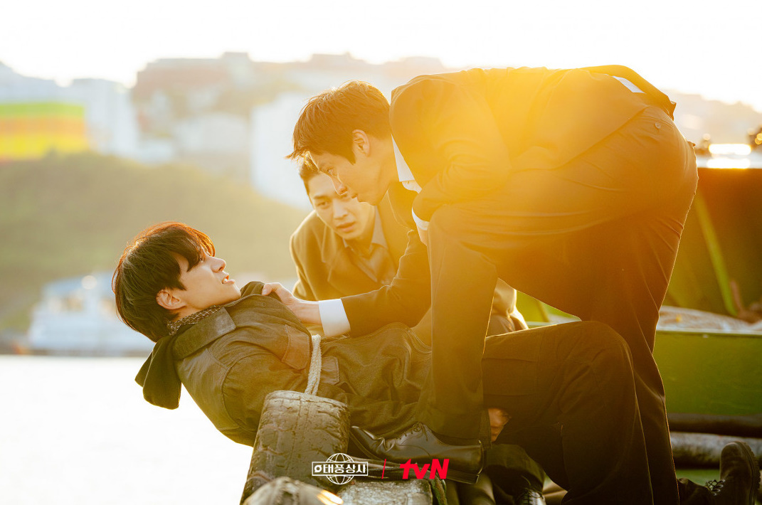       引用： ドラマ『テプン商事』スチルカット / tvN