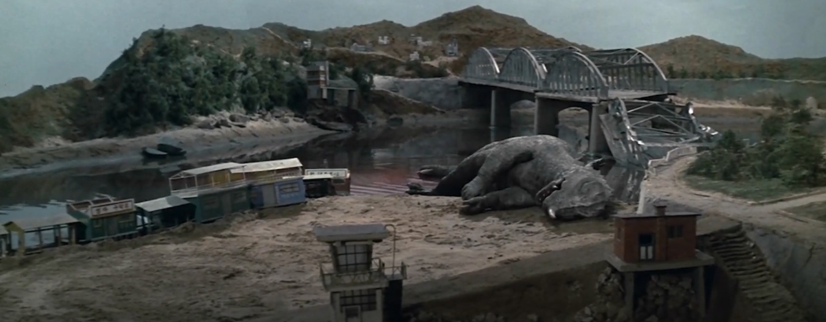  引用：映画『大怪獣ヨンガリ』