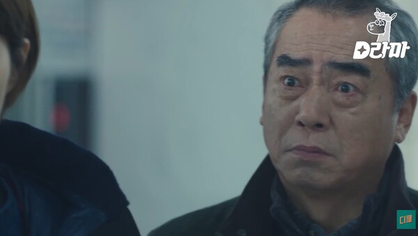드라마 '시그널' 속 배우 이문수의 모습. ⓒtvN 드라마 ‘시그널’