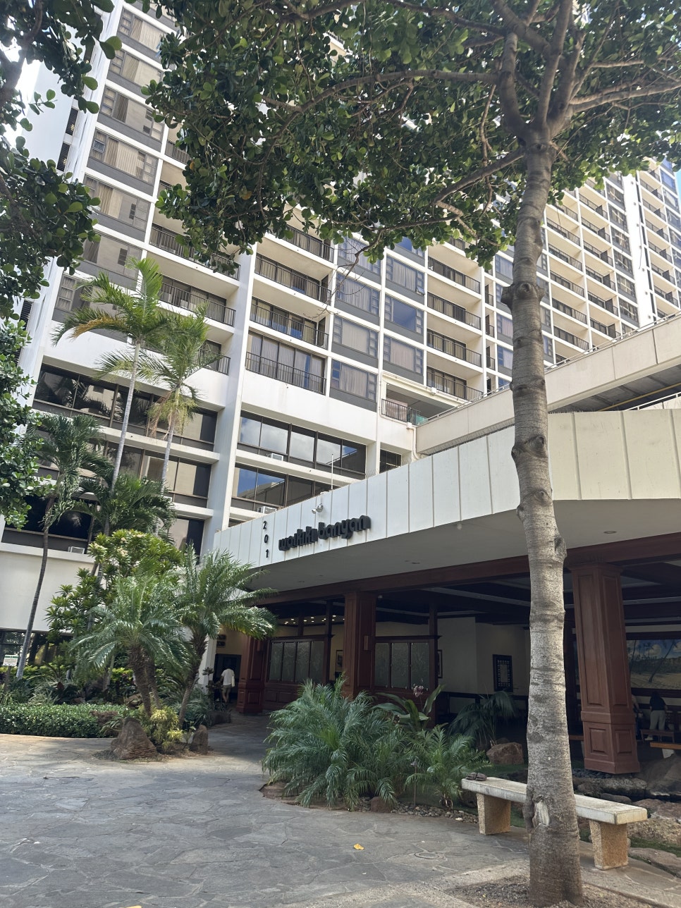 하와이 가성비 호텔 와이키키 반얀 vs 와이키키 리조트 호텔 장단점 비교 - 여행플러스