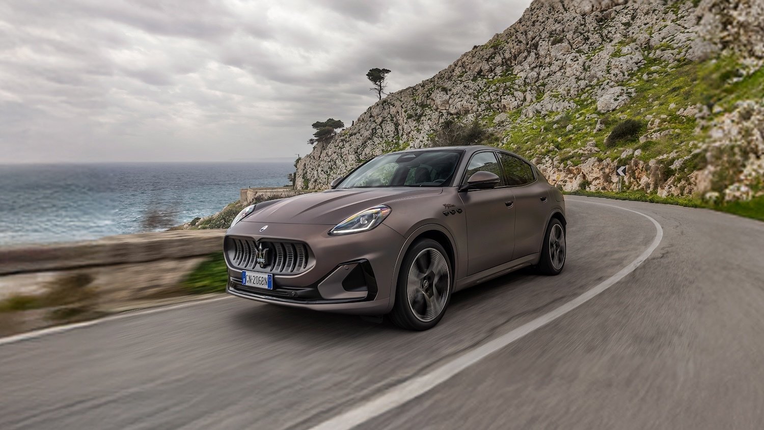 마세라티 코리아의 전기 SUV ‘그레칼레 폴고레’(마세라티 제공)