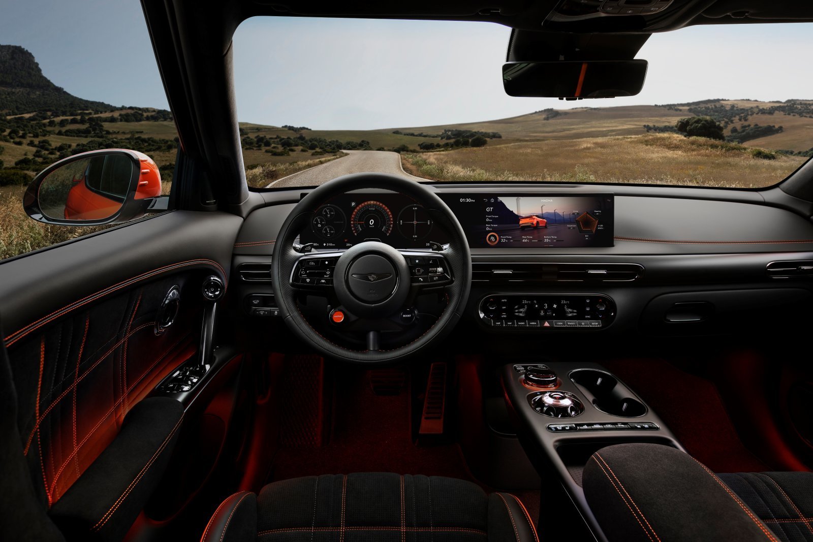 제네시스는 20일(현지시간) 프랑스 남부 르 카스텔레(Le Castellet) 지역에 위치한 폴 리카르 서킷에서 ‘마그마 월드 프리미어’ 행사를 개최하고 브랜드 최초의 고성능 모델 ‘GV60 마그마’(GV60 Magma)를 처음으로 공개했다.(제네시스 제공)