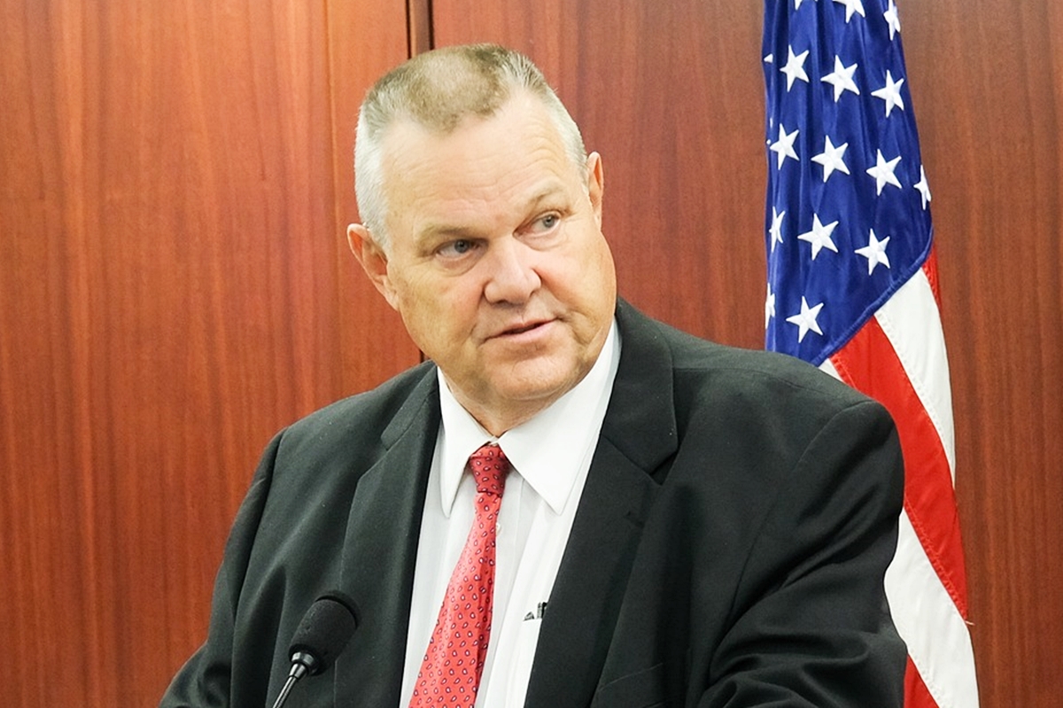 사진 출처 = 페이스북 'Senator Jon Tester'