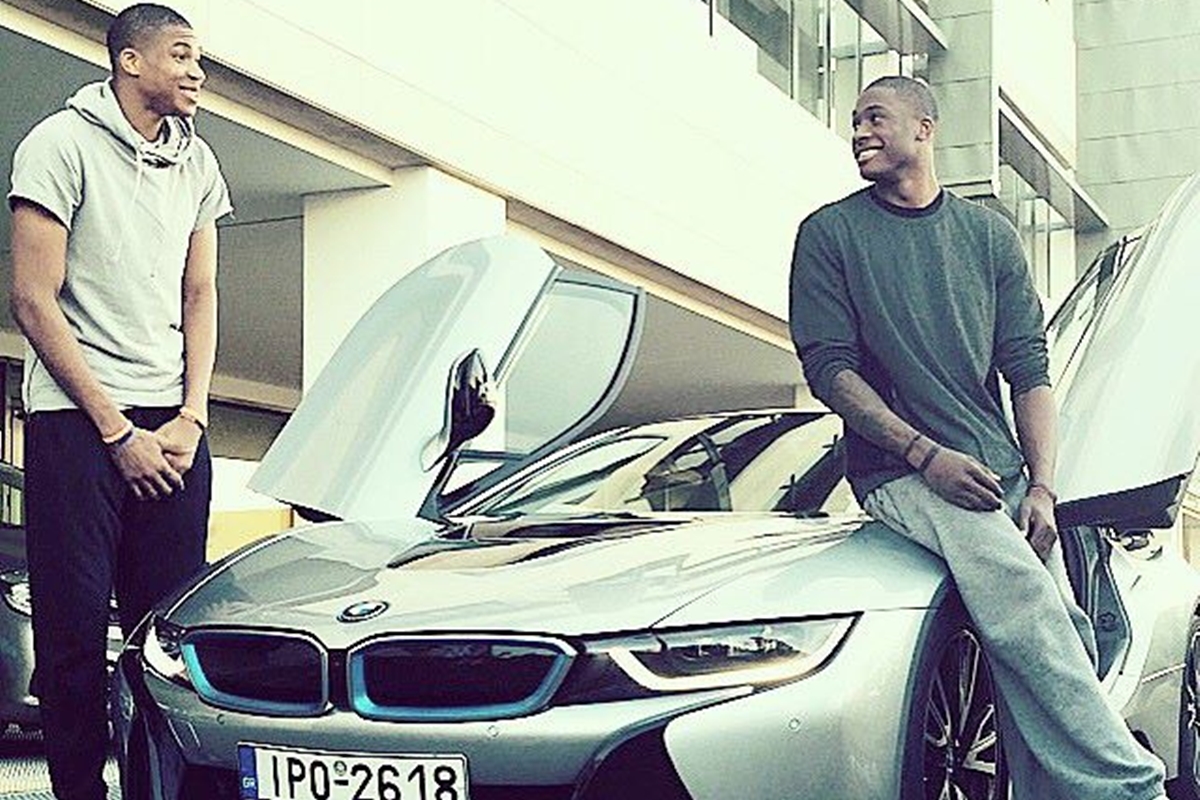 사진 출처 = 페이스북 'Giannis Antetokounmpo'