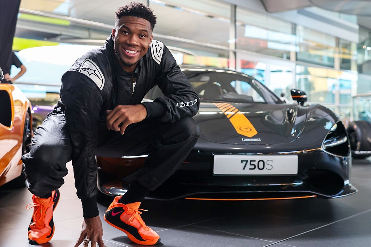 사진 출처 = 페이스북 'Giannis Antetokounmpo'