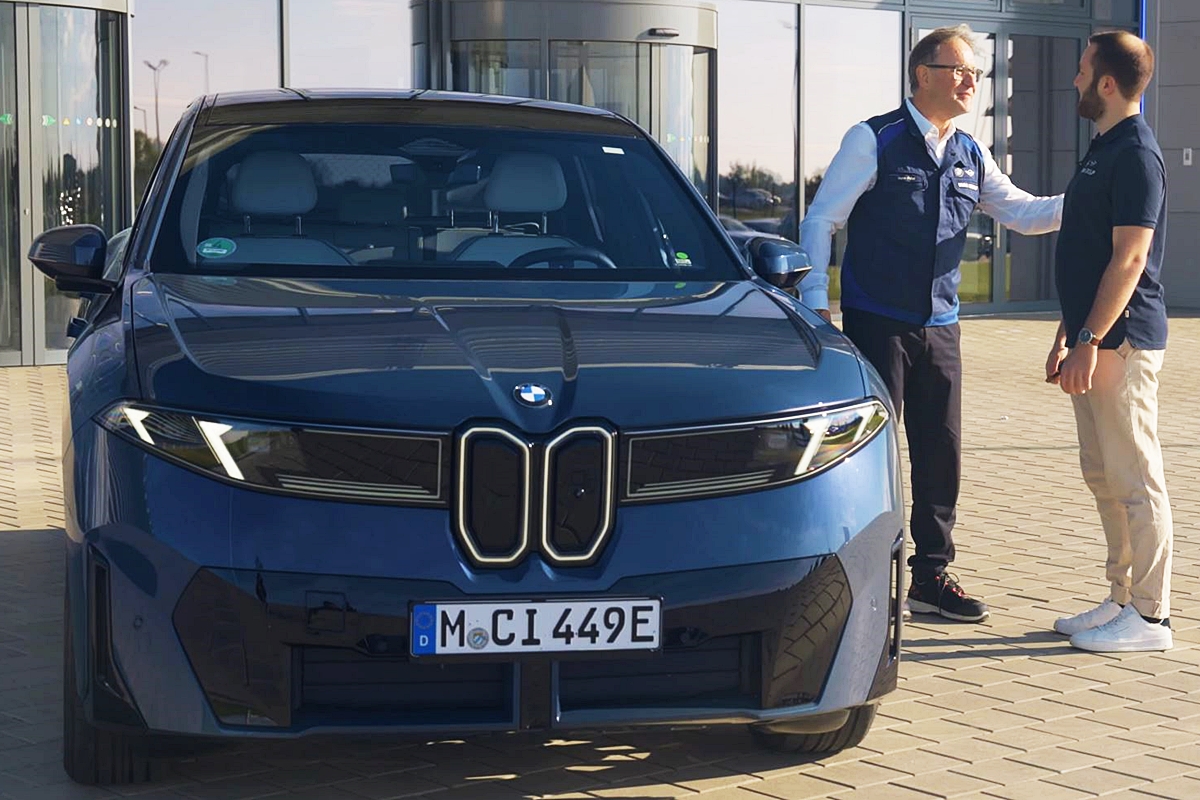 사진 출처 = 유튜브 'BMW Group'