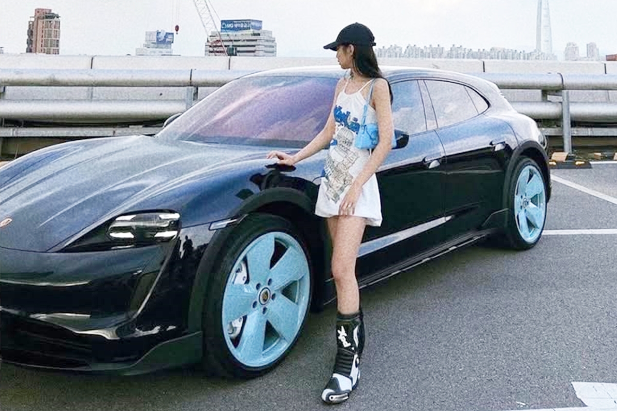 사진 출처 = 인스타그램 'officialkvibes'