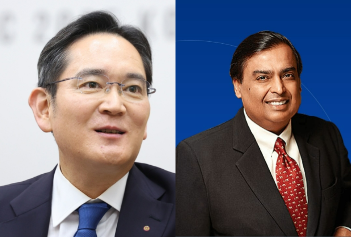 이재용 삼성전자 회장(왼쪽)과 무케시 암바니 릴라이언스그룹 회장