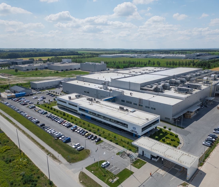 솔루스첨단소재 헝가리 터터바냐 동박 공장 전경. (사진=솔루스첨단소재)