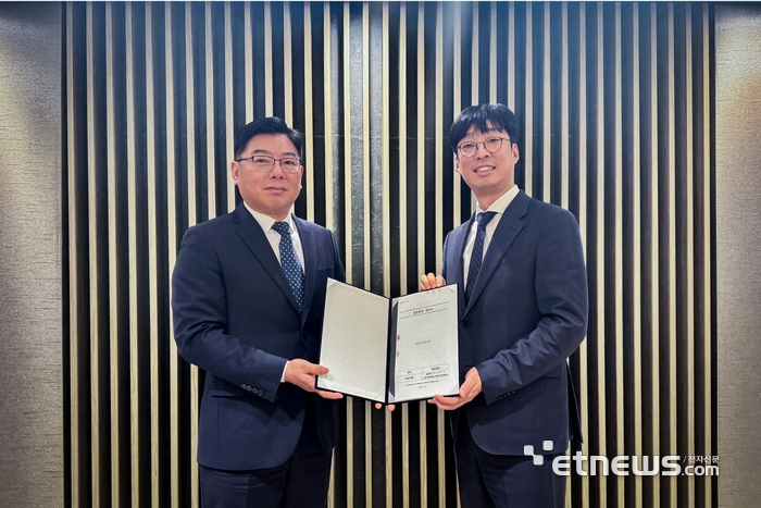 샌즈랩이 최근 일본 파트너사 파이오플랫폼과 자사 AI 기반 네트워크 탐지·대응(NDR) 솔루션 'MNX'의 일본 총판 계약을 체결했다.