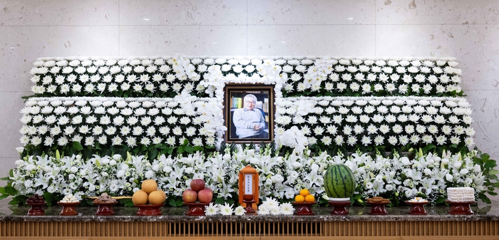 배우 이순재의 빈소가 25일 서울 송파구 서울아산병원 장례식장에 마련됐다. (연합뉴스)