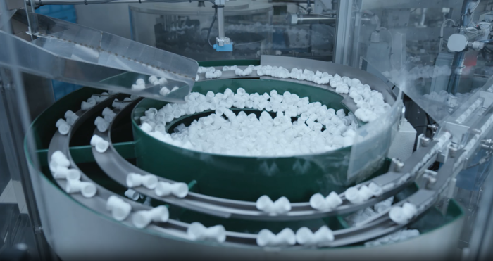 스톰테크의 정수기 부품 '피팅' 생산라인