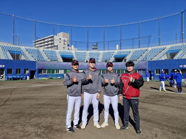 윤진호 코치, 문정빈, 손용준, 이주학 운영팀(왼쪽부터)./LG 트윈스