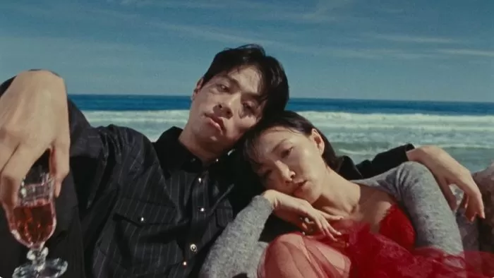 引用:YouTube「HWASA」