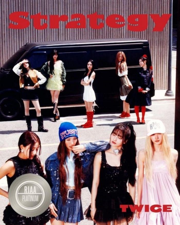   引用：JYPエンターテインメント