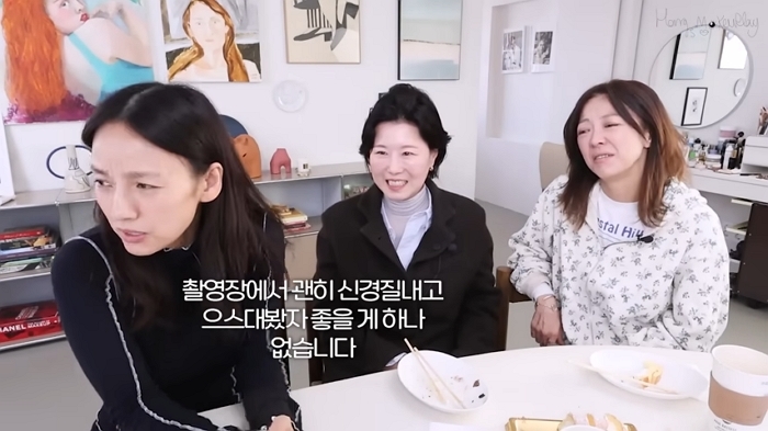 引用:YouTubeチャンネル「Hong\'s MakeuPlay」