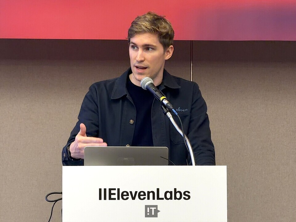 마티 스타니셰프스키(Mati Staniszewski) 일레븐랩스(ElevenLabs) 공동 창업자 겸 최고경영자(CEO)는 21일 서울 서초구 JW메리어트호텔에서 열린 ‘일레븐랩스 한국시장 진출 기자간담회’에 참석해 취재진의 질의에 답하고 있다. / 김경아 기자